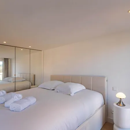 Le Semiramis L & Views L Shellter אורחן *